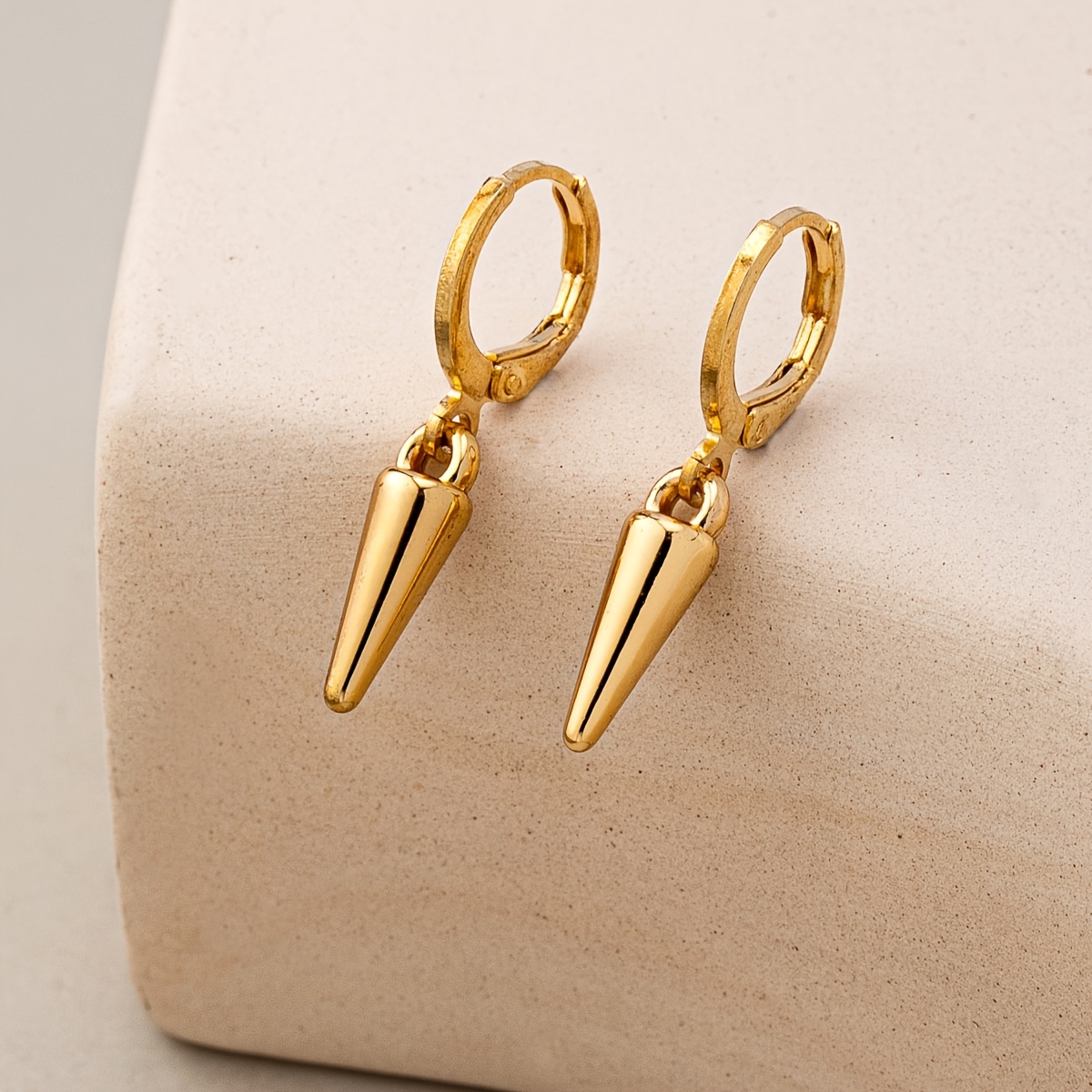 Women's Minimalist Five-Pointed Star Pendant Ear Clips